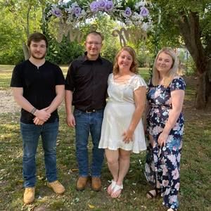 Meet your Posher, Linda